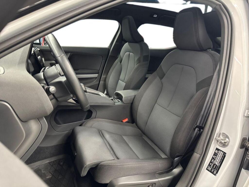 Polestar 2 2022 Harmaa