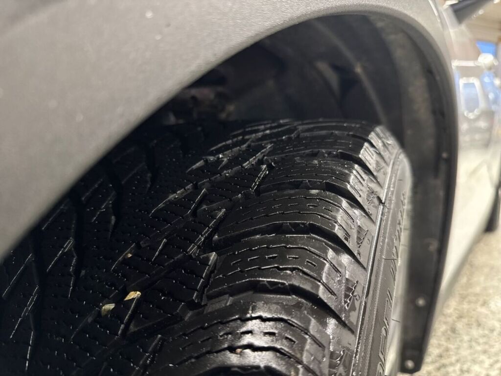 Polestar 2 2022 Harmaa