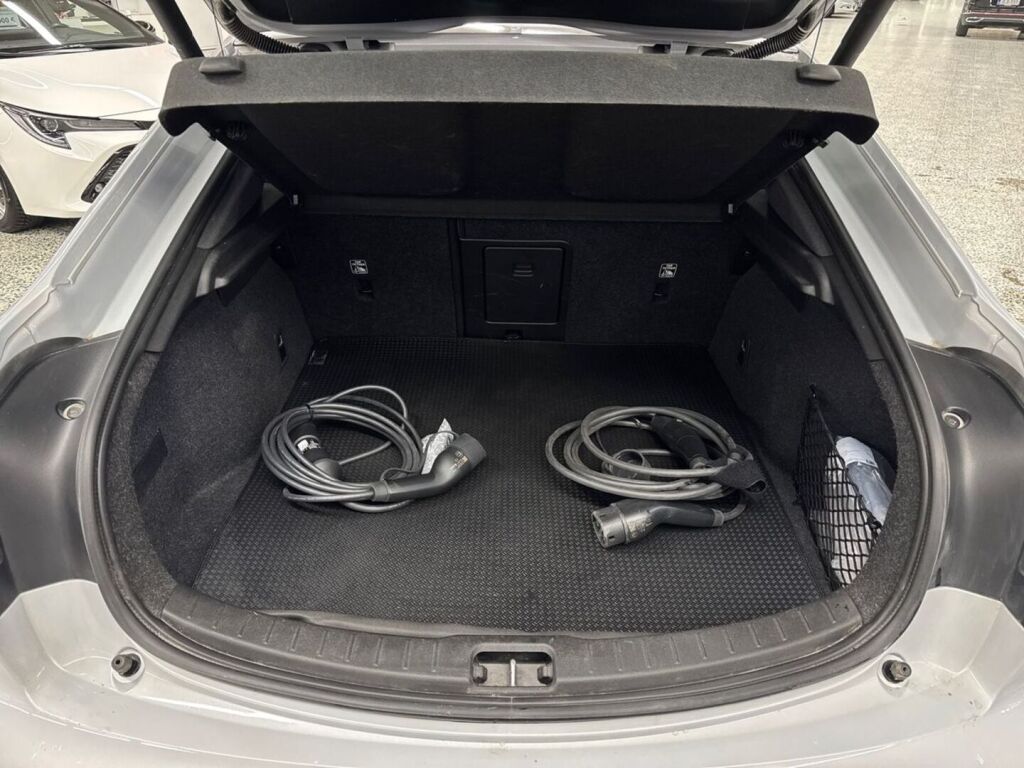 Polestar 2 2022 Harmaa