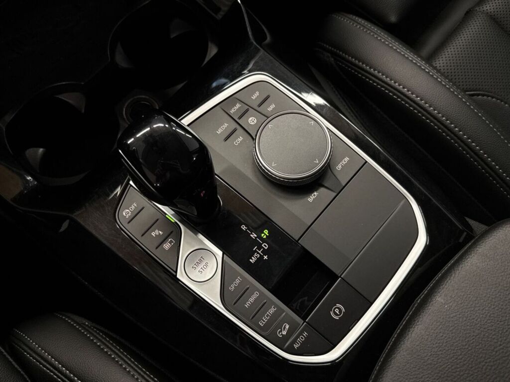 BMW X3 2023 Sininen