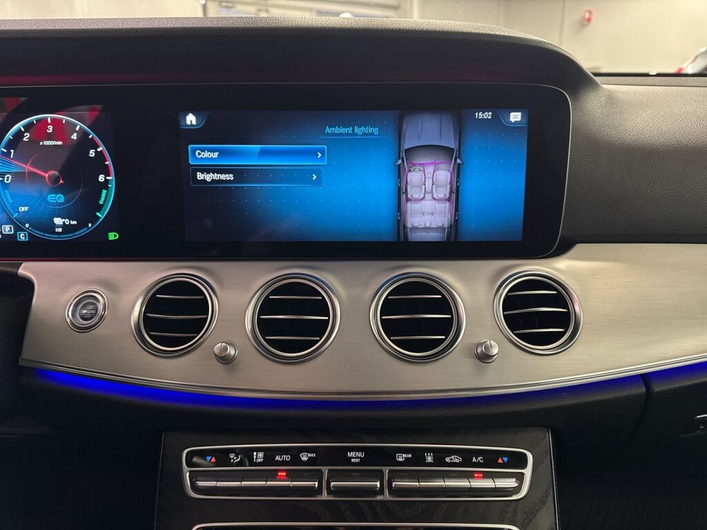 Mercedes-Benz E 2021 Harmaa