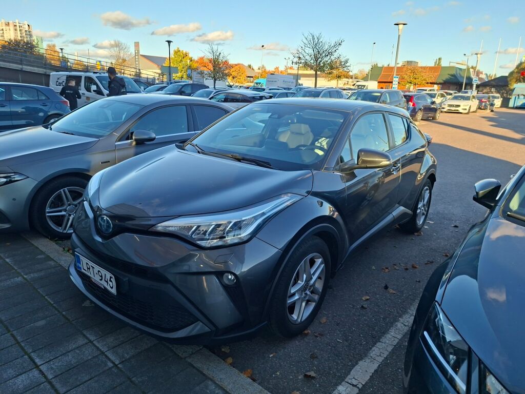 Toyota C-HR 2023 Harmaa