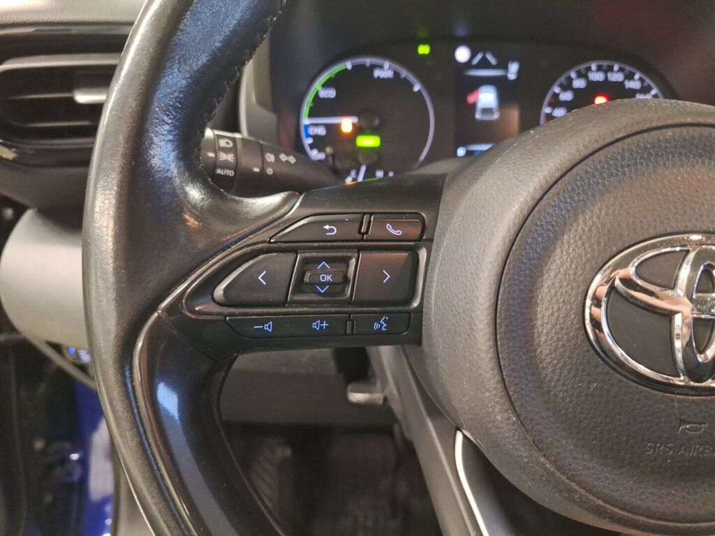 Toyota Yaris 2022 Sininen