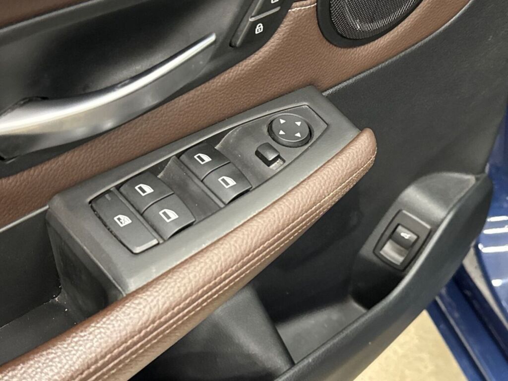 BMW 218 2022 Sininen