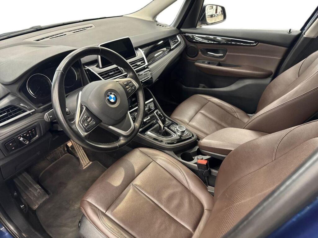 BMW 218 2022 Sininen