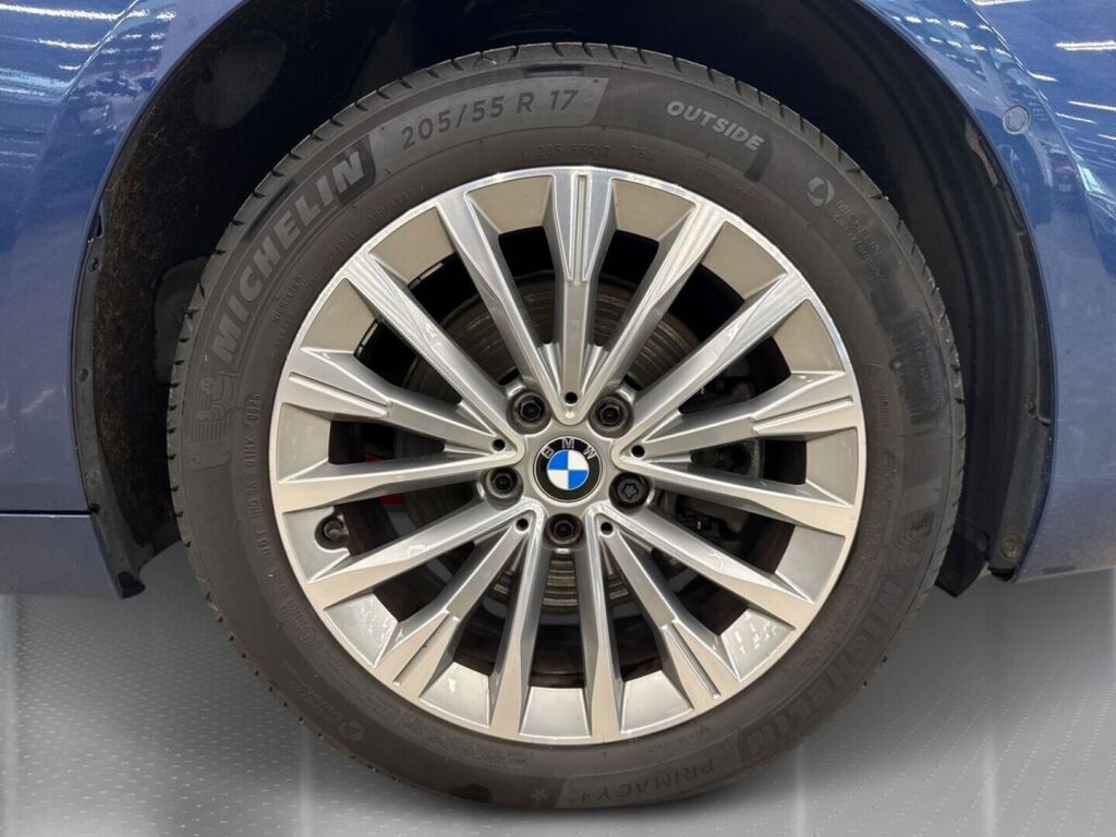BMW 218 2022 Sininen