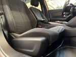 Peugeot 2008 2023 Oranssi