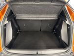 Peugeot 2008 2023 Oranssi