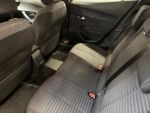 Peugeot 2008 2023 Oranssi