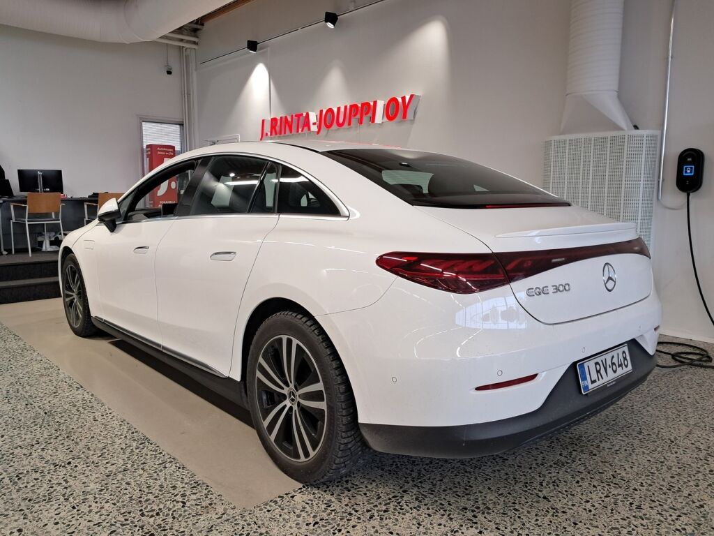 Mercedes-Benz EQE 2023 Valkoinen