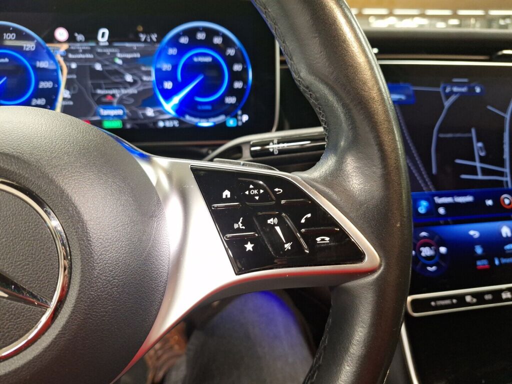 Mercedes-Benz EQE 2023 Valkoinen