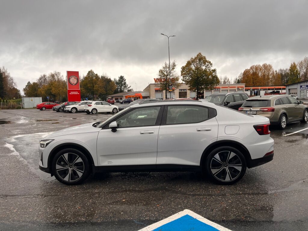 Polestar 2 2022 Harmaa