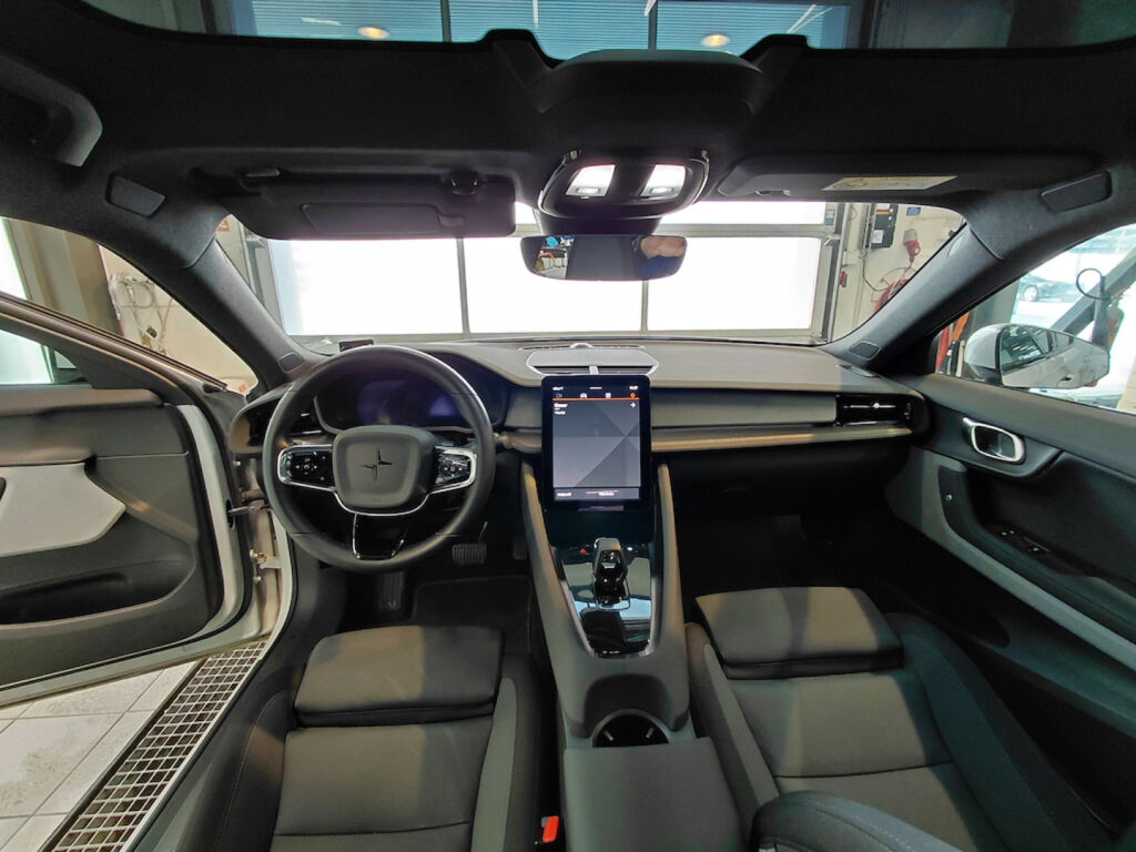 Polestar 2 2022 Harmaa