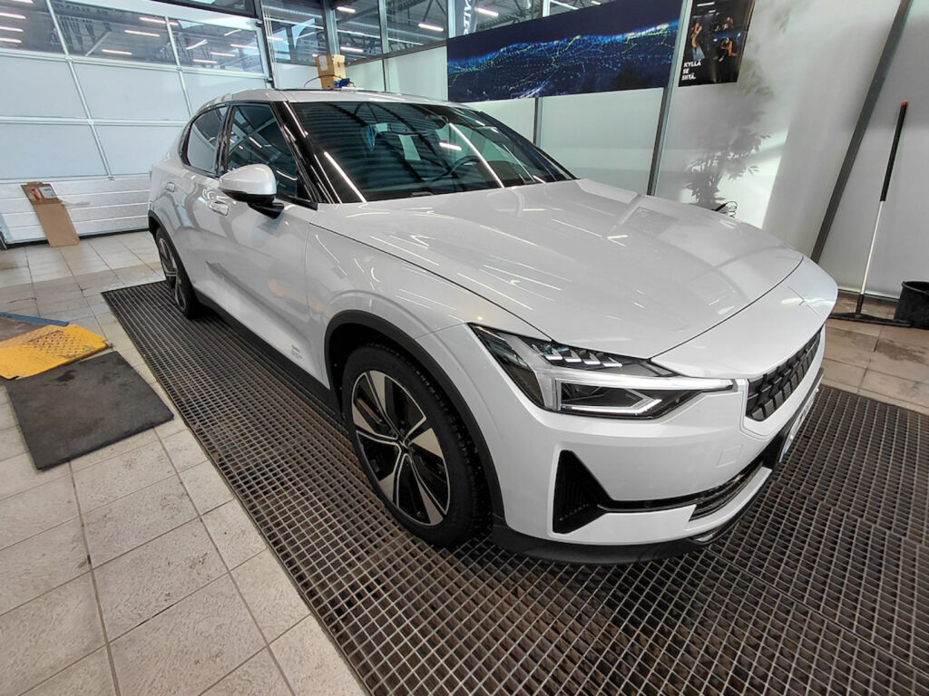 Polestar 2 2022 Harmaa