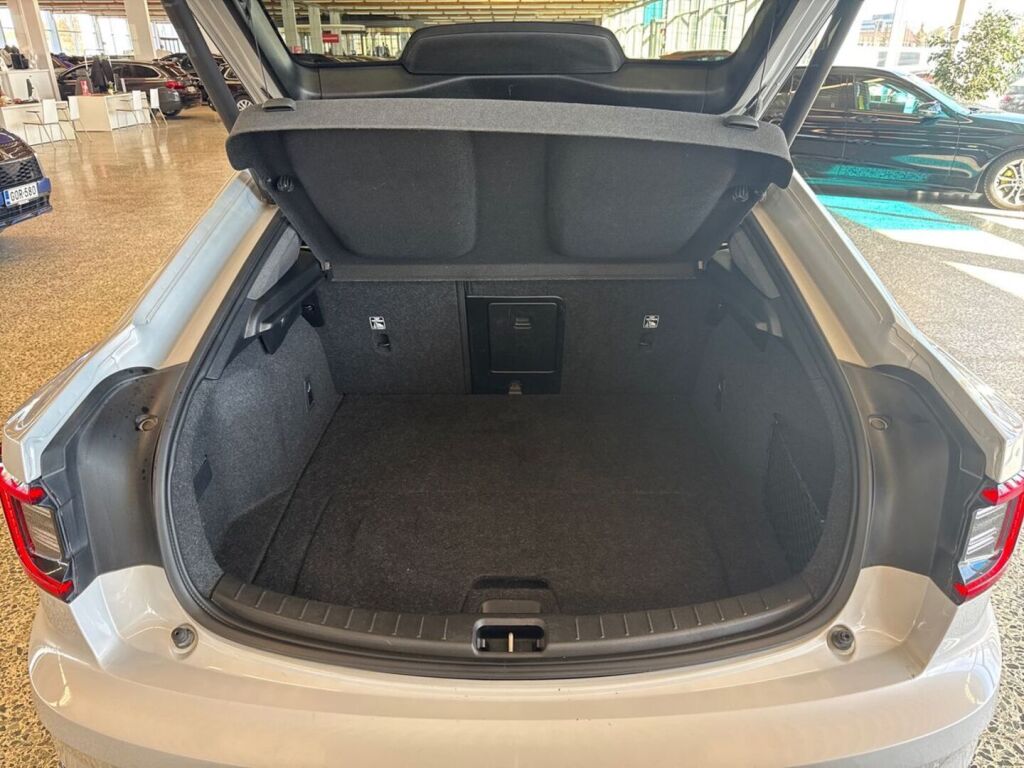 Polestar 2 2022 Harmaa