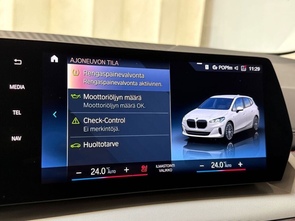 BMW 225 2023 Valkoinen