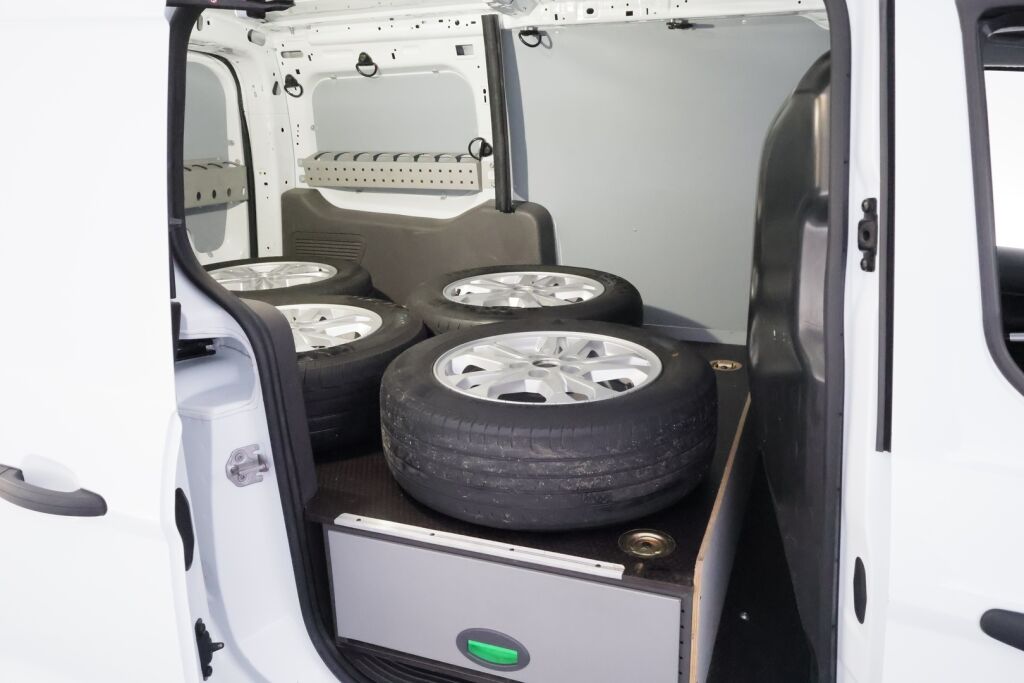 Ford Transit Connect 2023 Valkoinen