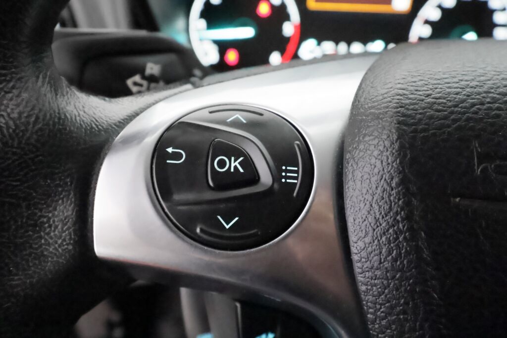 Ford Transit Connect 2023 Valkoinen