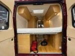 Adria TWIN 600 2008 Punainen