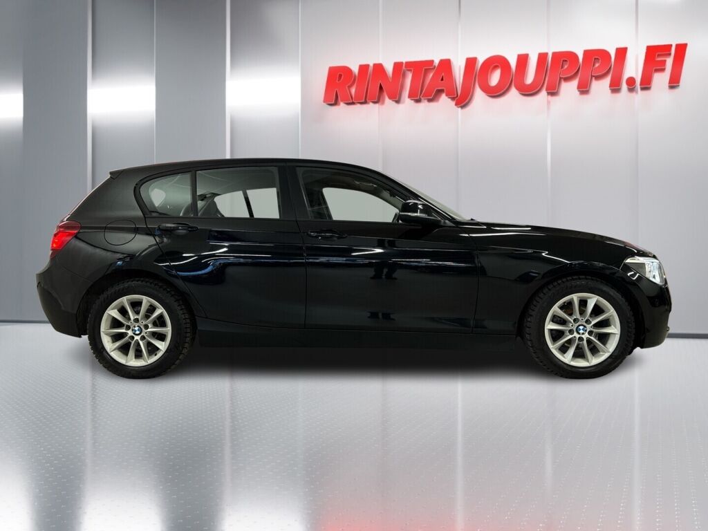 BMW 114 2013 Musta