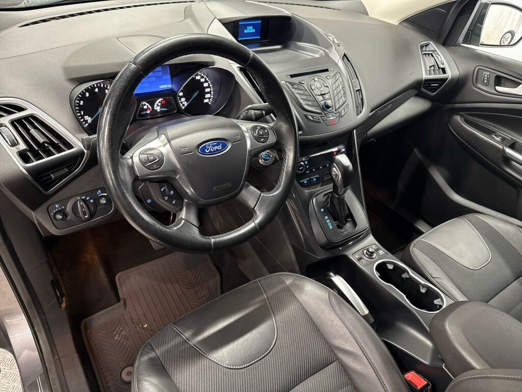 Ford Kuga 2013 Harmaa