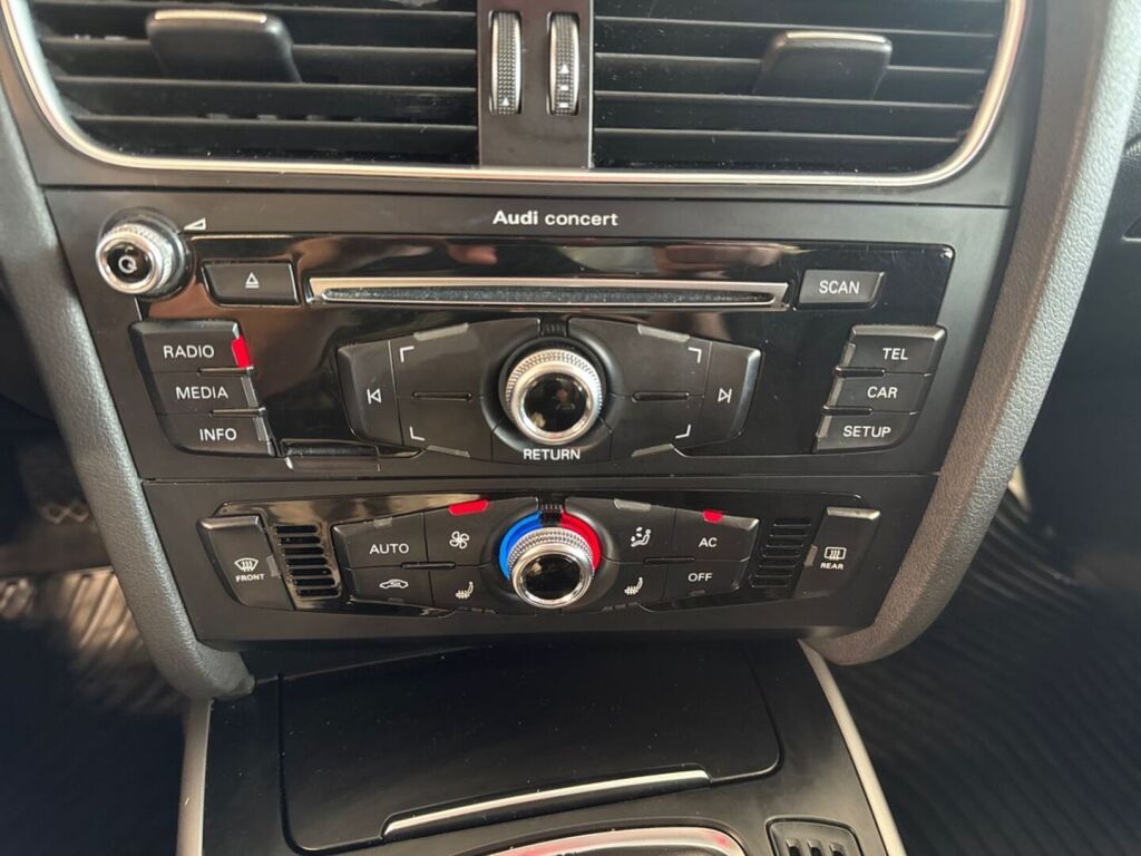 Audi A4 2013 Musta