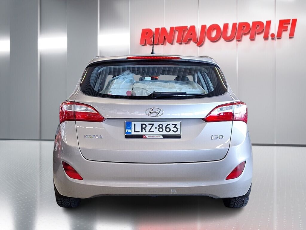 Hyundai i30 Wagon 2017 Ruskea (beige)