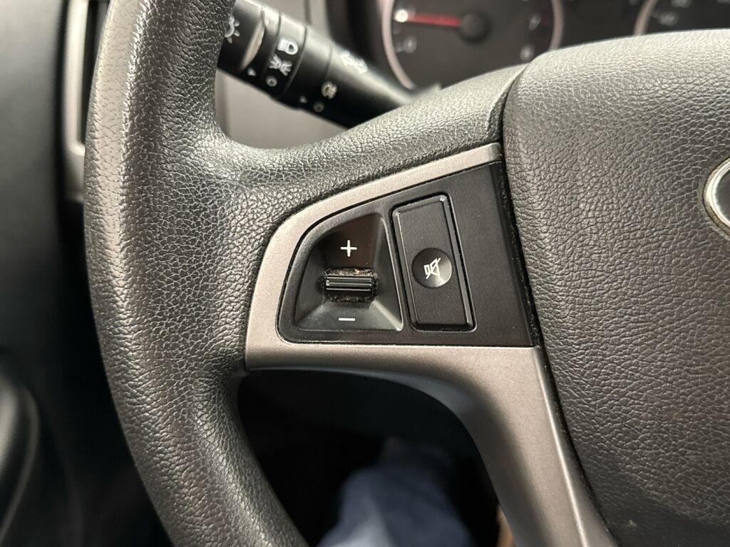 Hyundai i20 2013 Sininen