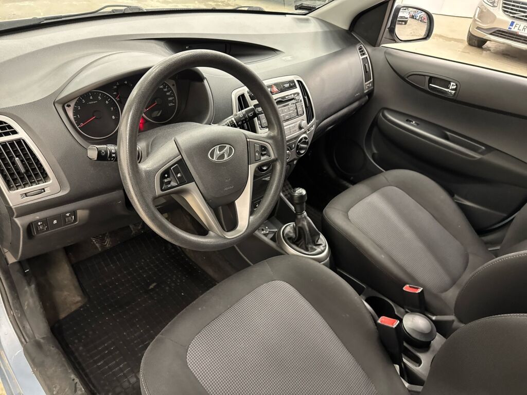 Hyundai i20 2013 Sininen