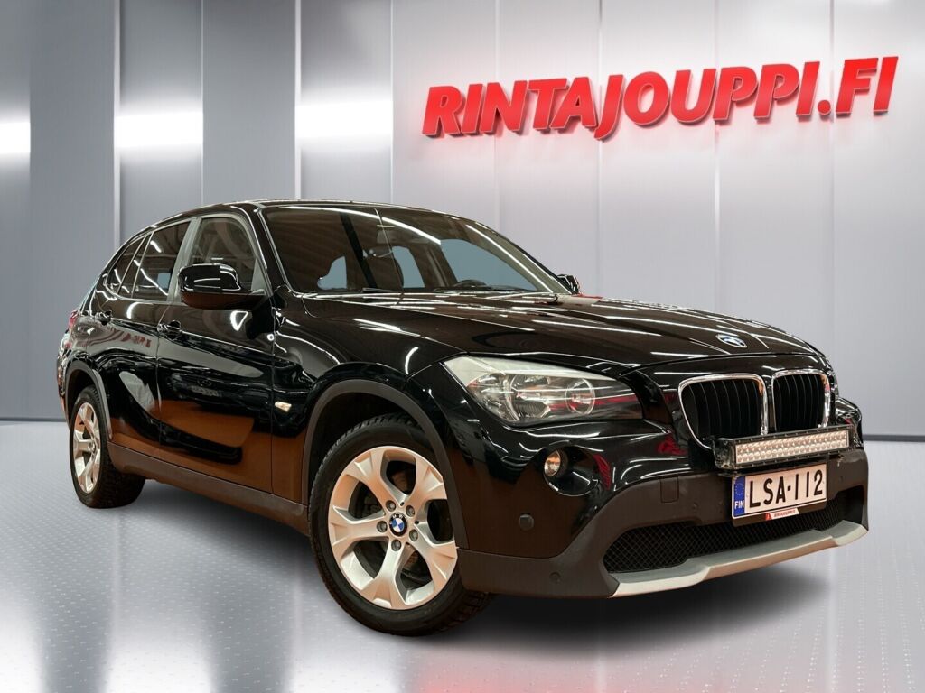 BMW X1 2011 Musta