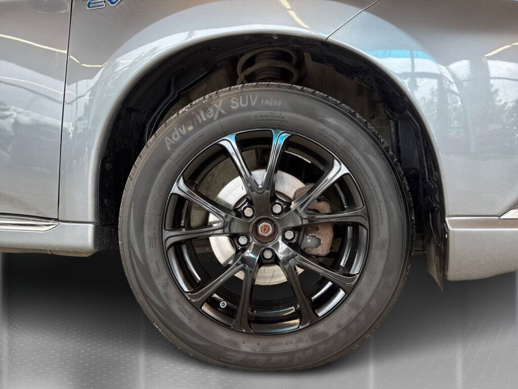 Mitsubishi Outlander PHEV 2016 Harmaa