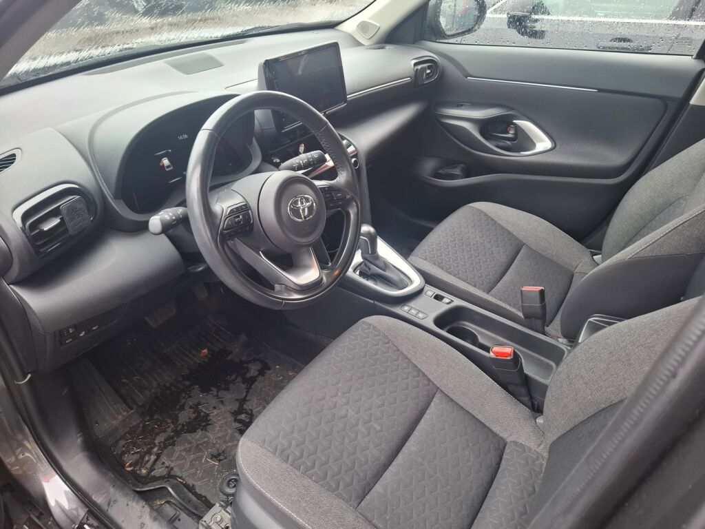 Toyota Yaris Cross 2023 Harmaa