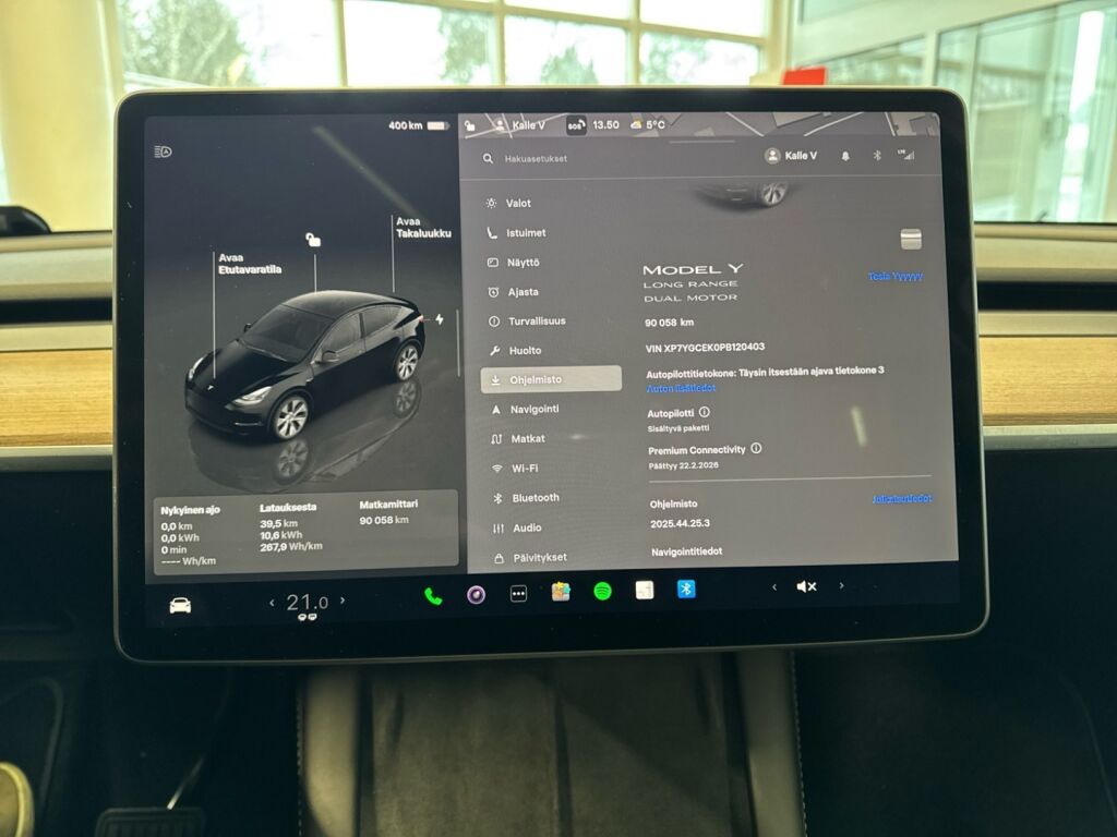 Tesla Model Y 2023 Musta