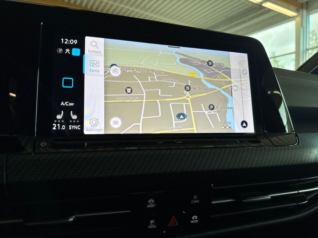 Volkswagen Golf 2023 Harmaa