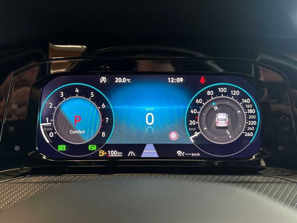 Volkswagen Golf 2023 Harmaa