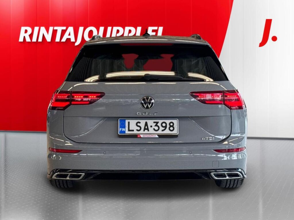 Volkswagen Golf 2023 Harmaa