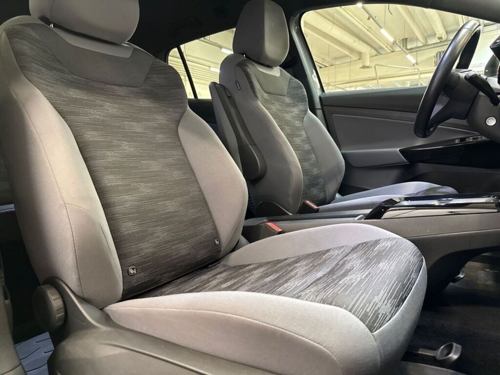 Volkswagen ID.4 2023 Harmaa