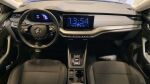 Skoda Octavia 2023 Sininen