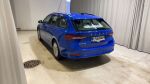 Skoda Octavia 2023 Sininen