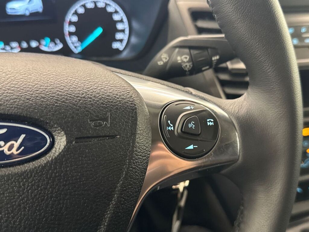 Ford Transit Connect 2025 Frozen White