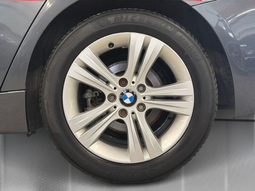 BMW 320 2013 Harmaa