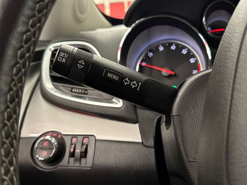 Opel Mokka 2013 Musta