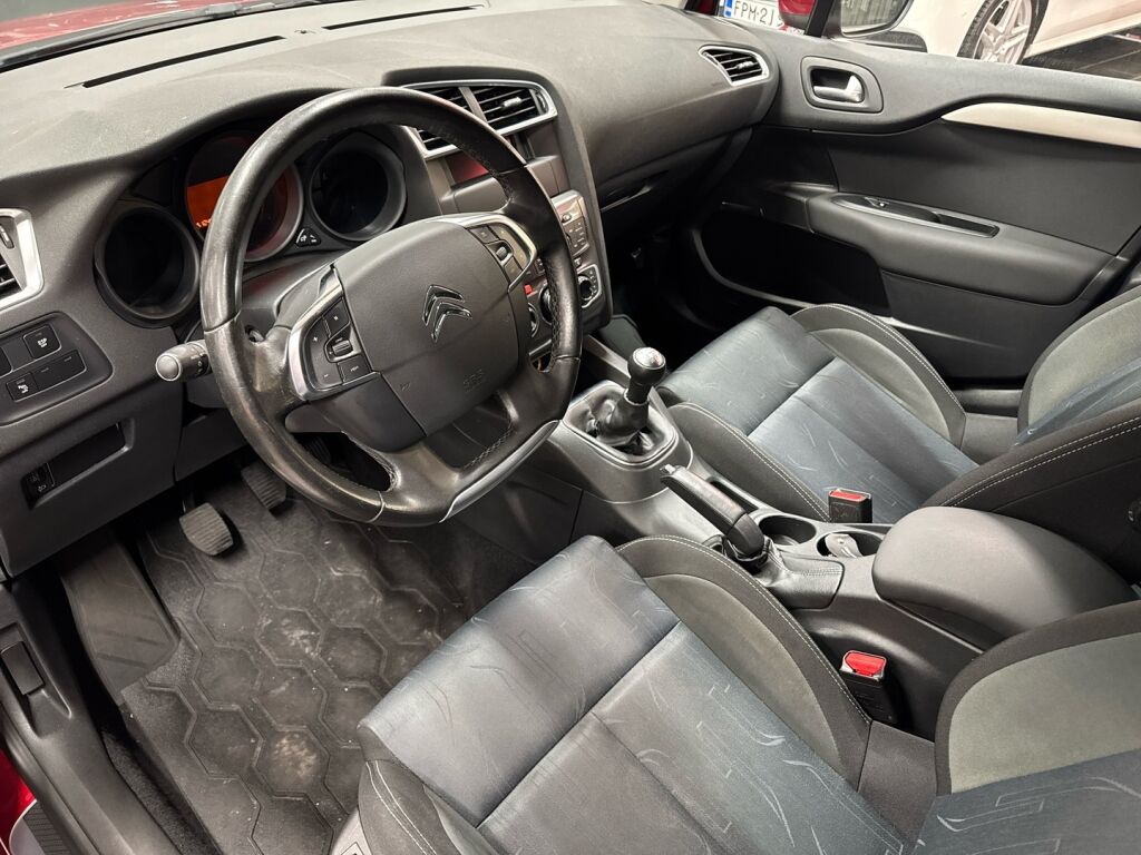 Citroen C4 2013 Punainen