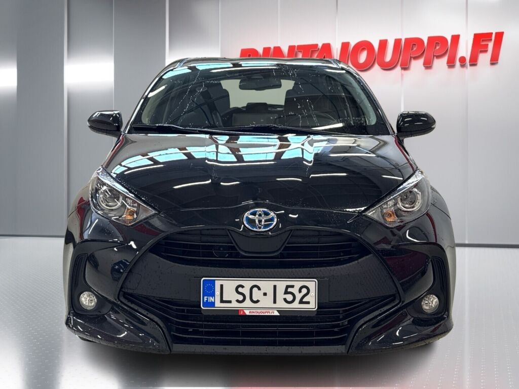 Toyota Yaris 2023 Musta