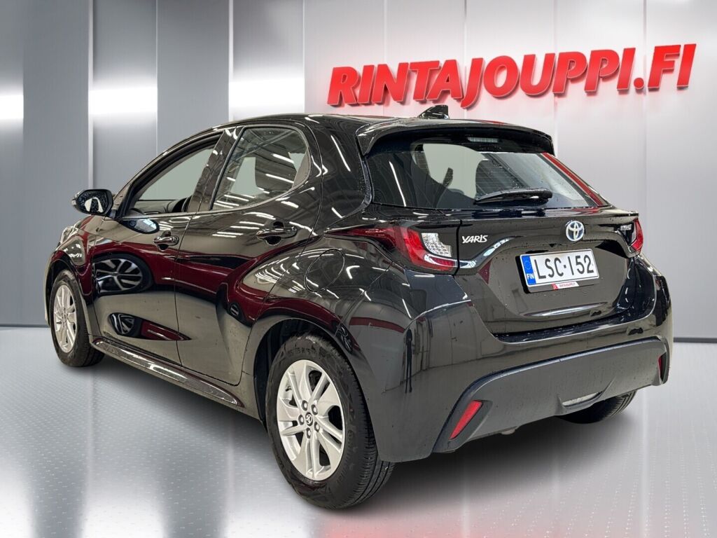 Toyota Yaris 2023 Musta