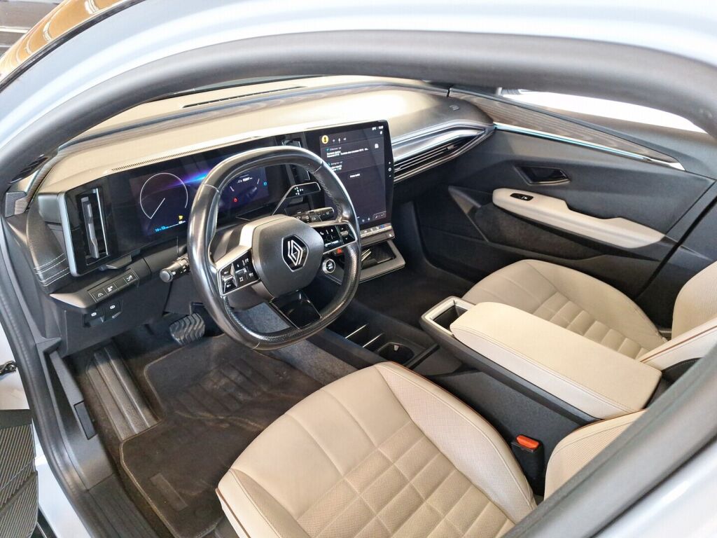 Renault Megane 2022 Harmaa