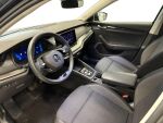 Skoda Octavia 2023 Musta