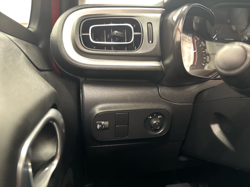 Citroen C3 2023 Punainen