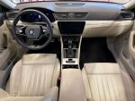 Skoda Superb 2023 Punainen