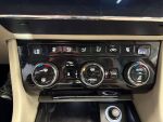 Skoda Superb 2023 Punainen